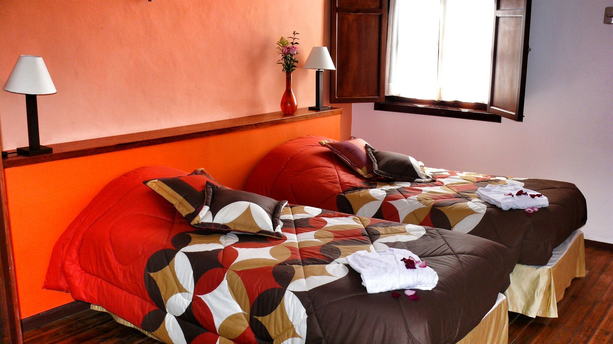 Casa De Las Rosas Cuenca Eksteriør billede